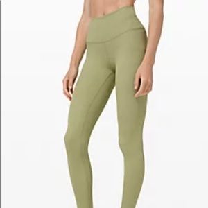 LuLuLemon Wunder Under High Rise Tight 28”.